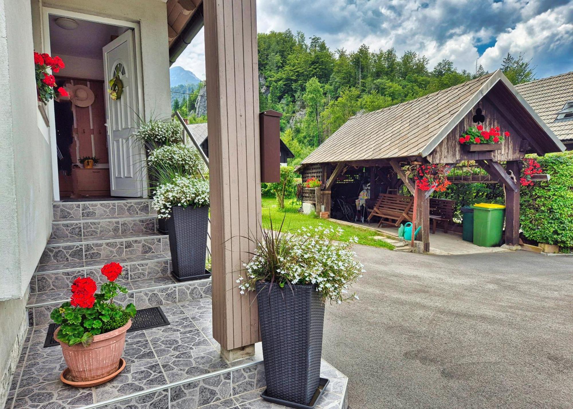 Apartma Simona Bohinj ภายนอก รูปภาพ